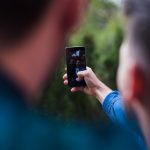 ¿La cámara de tu teléfono te está vigilando? Señales de alerta y cómo proteger tu privacidad
